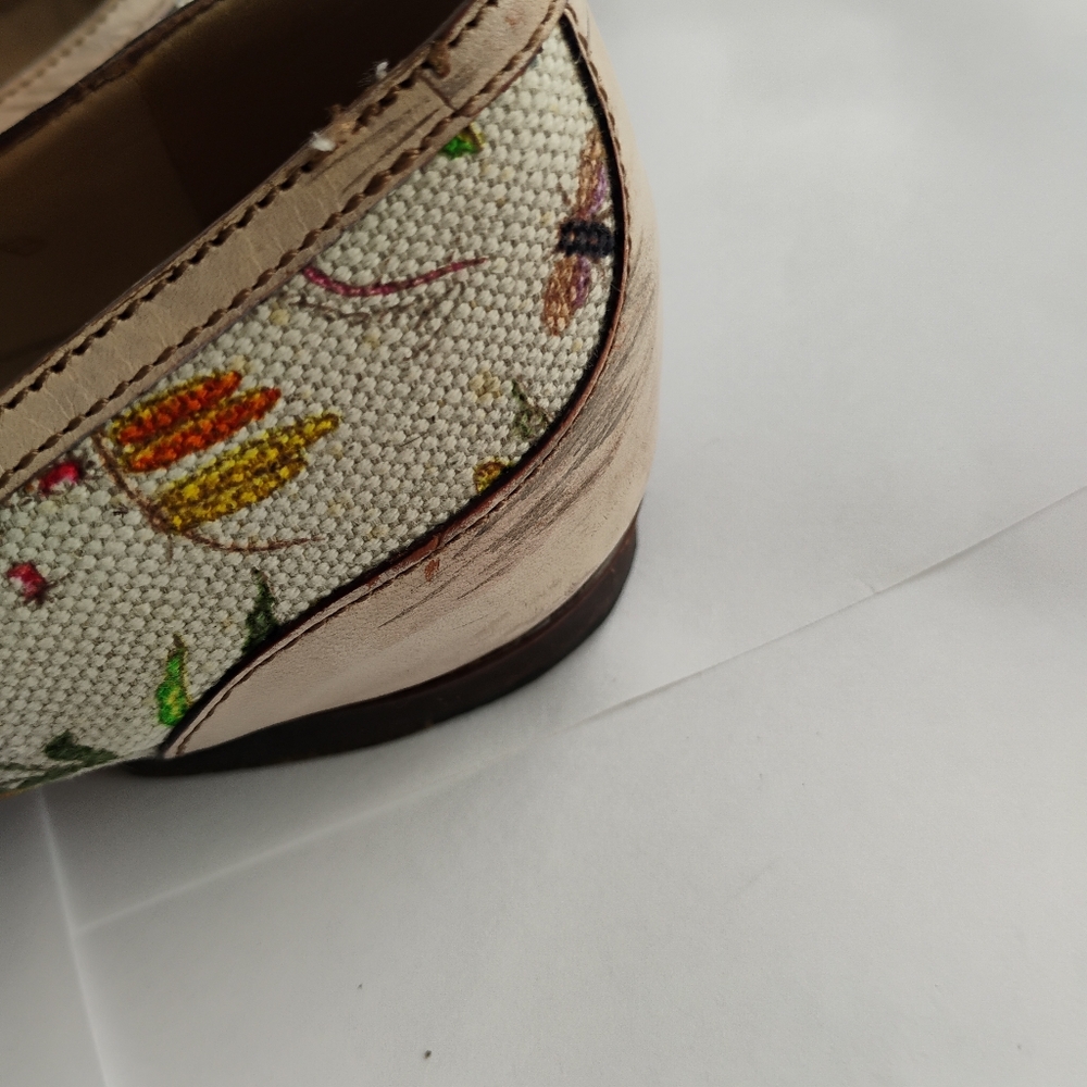 Gucci Floral Canvas Ballet Flats with Bamboo Horsebit - Cream, Red, Green, Brown - Picture 10 of 16